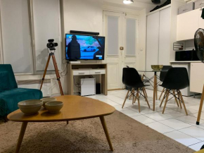 Beau studio Paris.